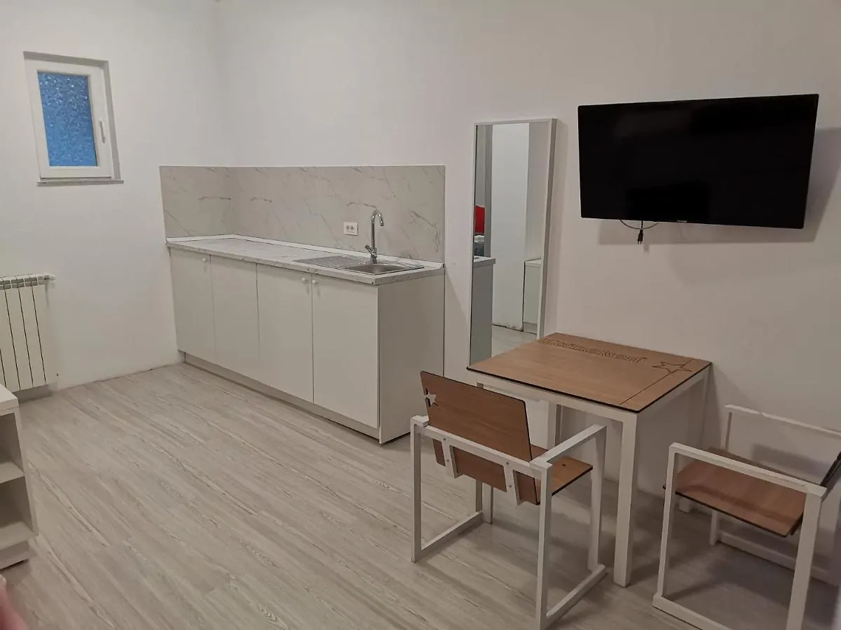 Old Town Bar Apartments On Street Tonitza Bucarest