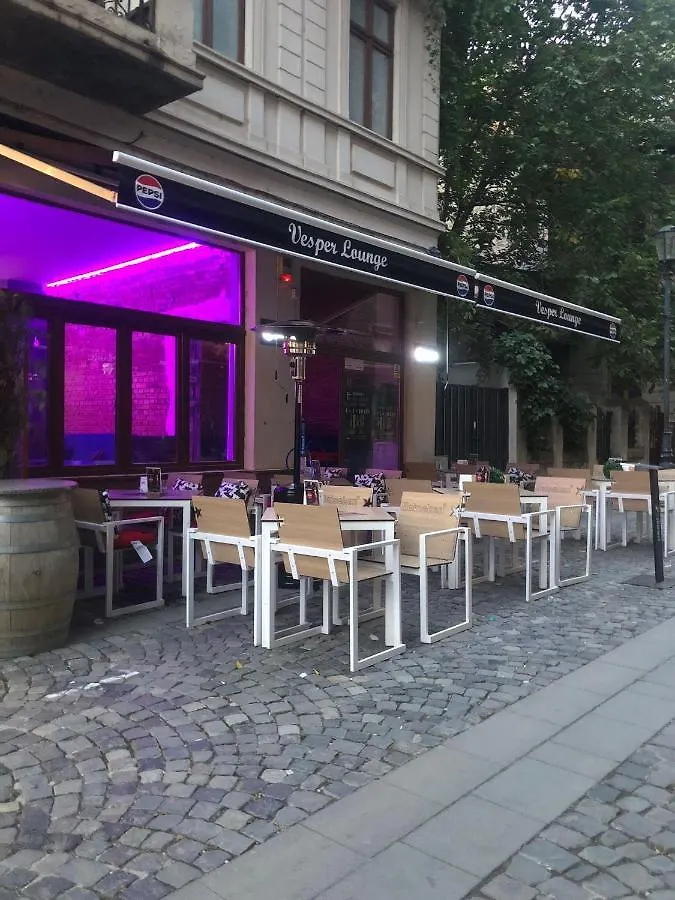 Old Town Bar Apartments On Street Tonitza Bucarest