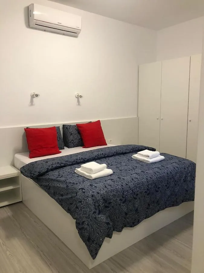 Old Town Bar Apartments On Street Tonitza Bucarest 0*,